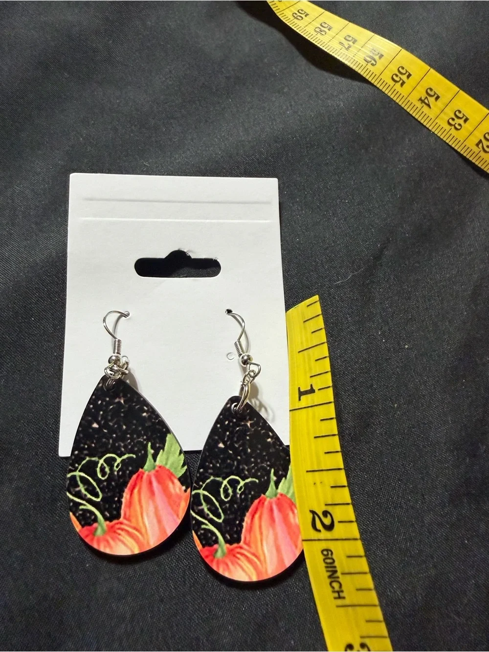 Source Unknown Black Teardrop Pumpkin Earrings with Orange and Green